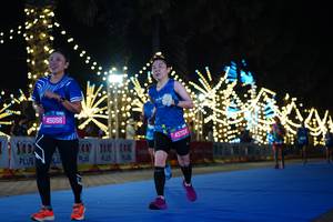 BIB: 100, 45056, 45724
                            <button type="button" onclick="openModal(19622561)" class="btn btn-primary btn-sm float-right btn-popup" data-toggle="modal" data-target=".modal-high-quality">
                        <i class="fas fa-shopping-cart"></i> Add to Cart
                    </button>
                                            <button type="button" onclick="isThisMe(19622561, true)" class="btn btn-success btn-sm float-right btn-popup btn-isme hidden" data-toggle="tooltip" data-placement="bottom" title="นี่คือรูปของคุณใช่ไหม คลิกที่นี่เพื่อเอาเข้าอัลบั้ม">
                        <i class="fas fa-plus"></i> Add to album
                    </button>
                    <button type="button" onclick="isThisMe(19622561, false)" class="btn btn-warning btn-sm float-right btn-popup btn-isnotme hidden">
                        <i class="fas fa-ban"></i> Remove from album
                    </button>